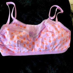 Ladies sports bra